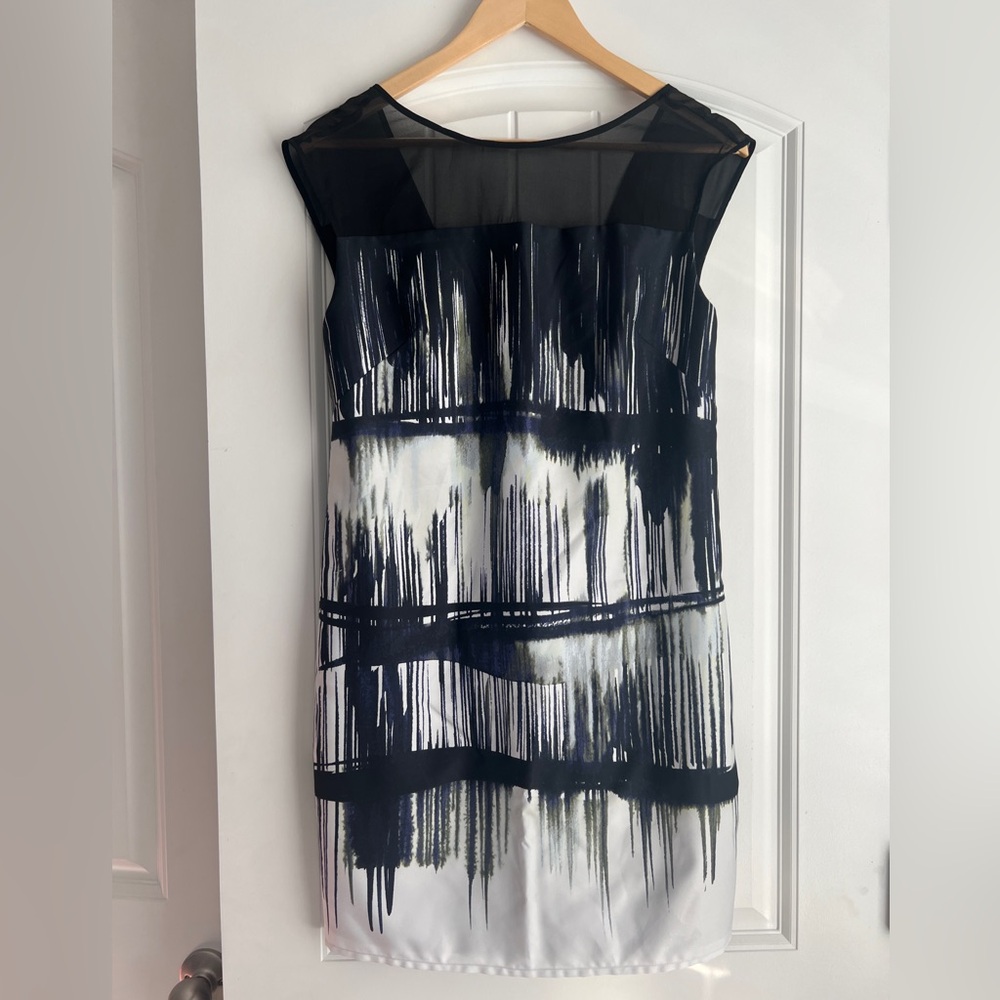 Jessica Simpson Black and White Abstract Mini Dress